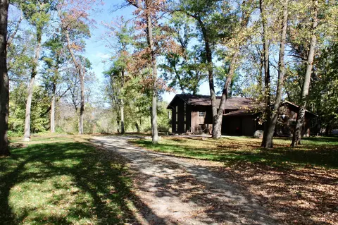 74502 124th Ave, Blooming Prairie, MN 55917