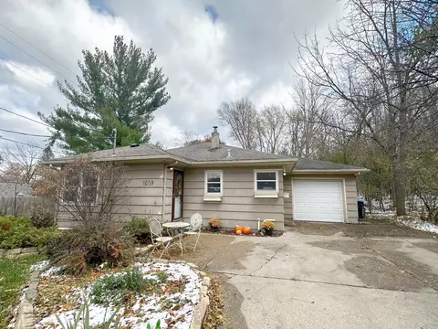 1509 Woodland Ave, Mankato, MN 56001