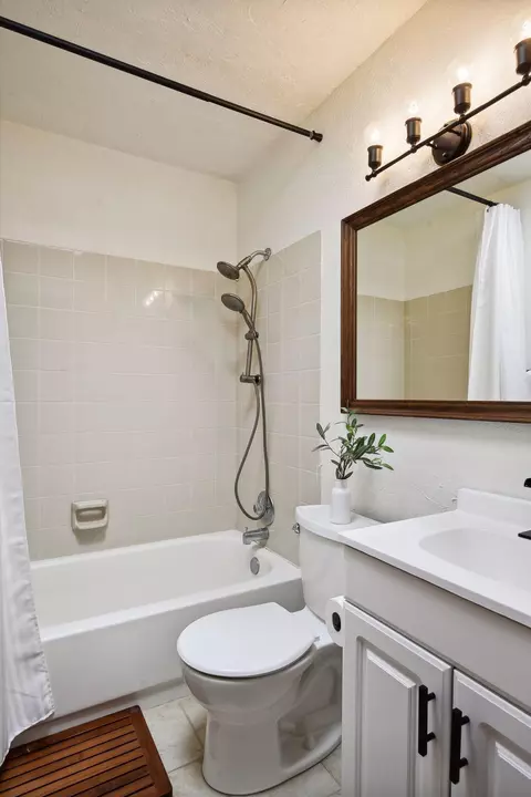 4299 Sun Cliff Rd, Eagan, MN 55122 photo 21