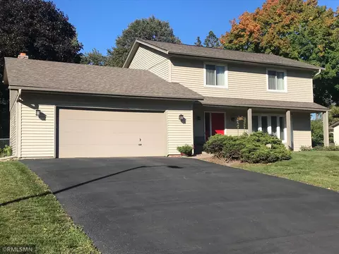 335 Colleen Ave, Shoreview, MN 55126