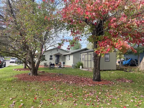 601 Park Ave, Sandstone, MN 55072