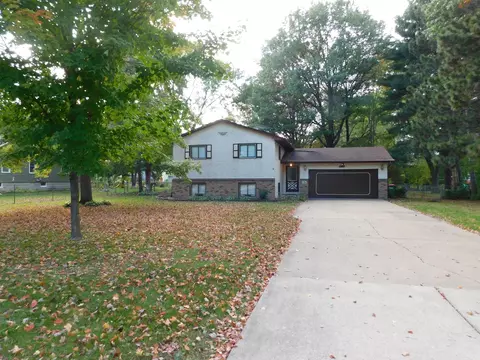 8378 Laddie Rd NE, Spring Lake Park, MN 55432
