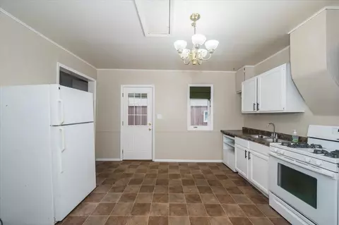 1828 E 3rd St, Superior, WI 54880 photo 11