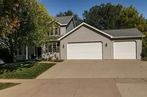 1717 Northern Viola Ln NE, Rochester, MN 55906