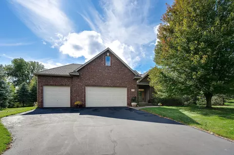 3773 37th St N, Lake Elmo, MN 55042