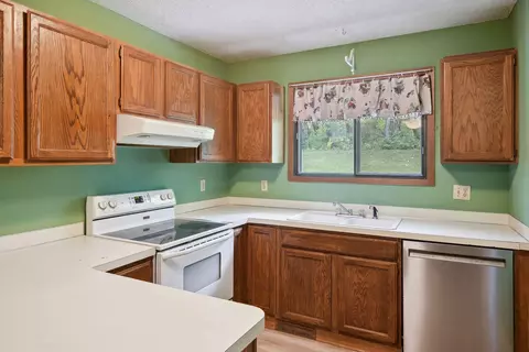 7632 Wedgewood Ct N, Maple Grove, MN 55311 photo 12