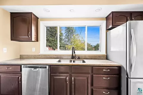802 Northland Ave, Duluth, MN 55804 photo 15
