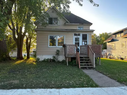 703 Freeborn Ave, Albert Lea, MN 56007