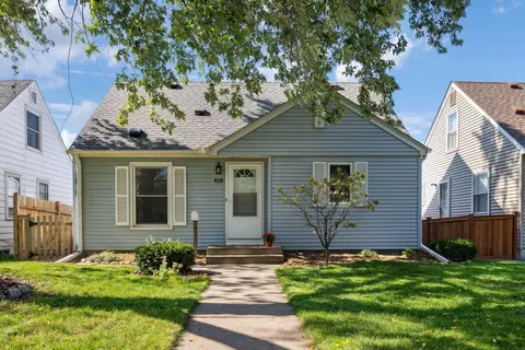 2824 Georgia Ave S, Saint Louis Park, MN 55426