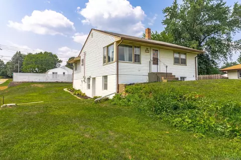 1256 8th Ave S, South Saint Paul, MN 55075