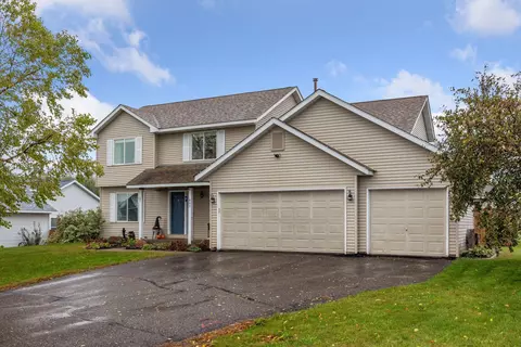 400 Dakota Ave, Roberts, WI 54023