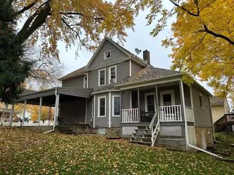 335 4th Ave SW, Plainview, MN 55964 photo 2