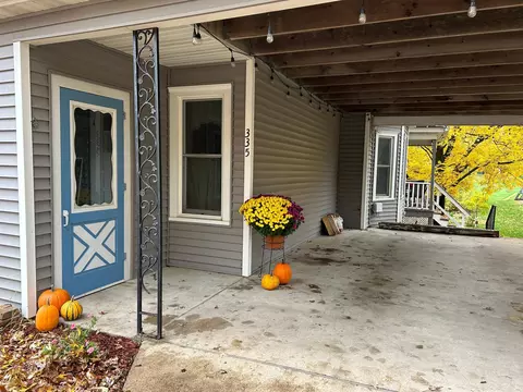 335 4th Ave SW, Plainview, MN 55964 photo 3