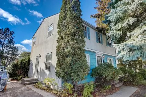 2086 Scenic Pl, Saint Paul, MN 55119