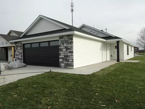 1037 Talon Ave, Wabasha, MN 55981