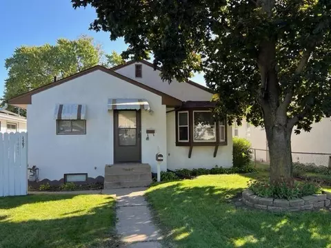 1407 6th Ave S, South Saint Paul, MN 55075