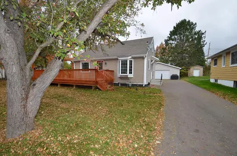 325 W Redwing St, Duluth, MN 55803