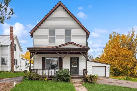 455 W 3rd St, Rush City, MN 55069