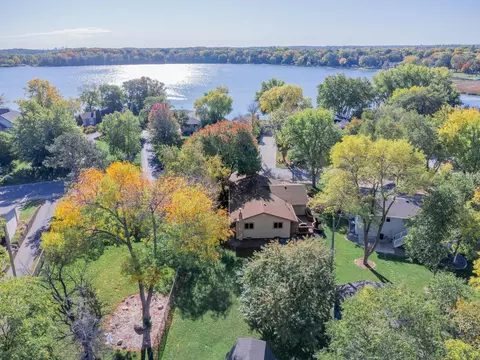 17808 Weaver Lake Dr N, Maple Grove, MN 55311