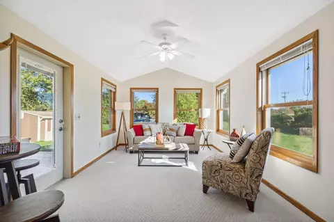 731 Golden Meadow Rd, Eagan, MN 55123 photo 17