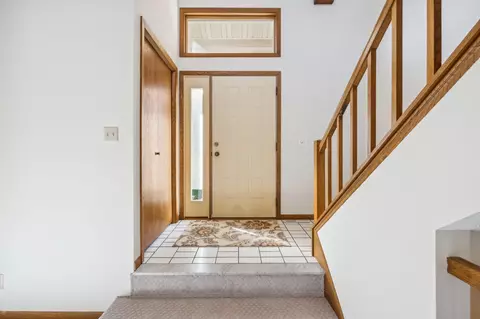 731 Golden Meadow Rd, Eagan, MN 55123 photo 6