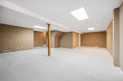 731 Golden Meadow Rd, Eagan, MN 55123 photo 31