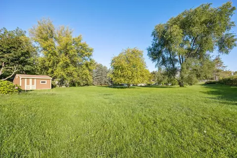 731 Golden Meadow Rd, Eagan, MN 55123 photo 4