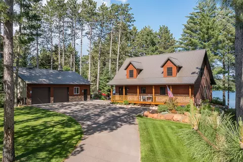 6020 N Sluetter Rd, Pequot Lakes, MN 56472