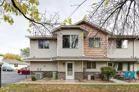8531 S Pond Trl, Champlin, MN 55316