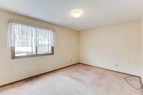 8531 S Pond Trl, Champlin, MN 55316 photo 8