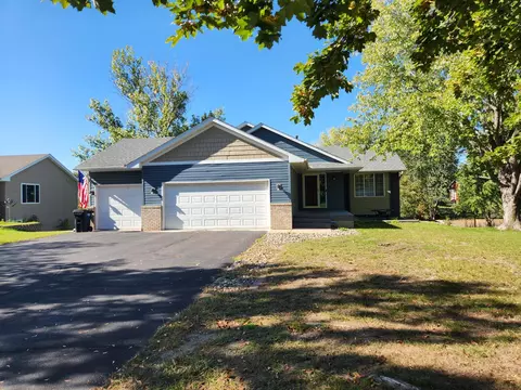 15220 Tonto St NW, Ramsey, MN 55303
