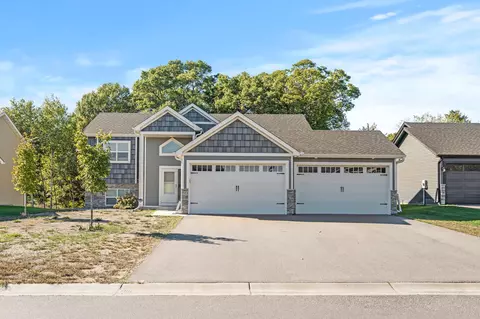 19424 Able St NE, East Bethel, MN 55011