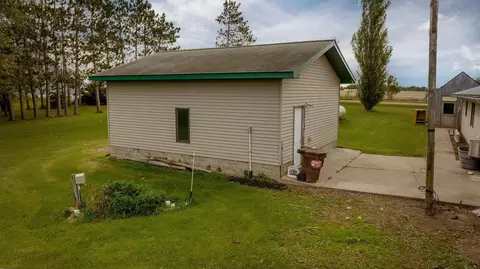 1872 Olympic St, Mora, MN 55051 photo 12
