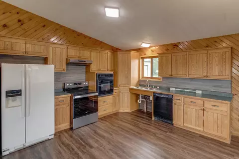 1872 Olympic St, Mora, MN 55051 photo 3