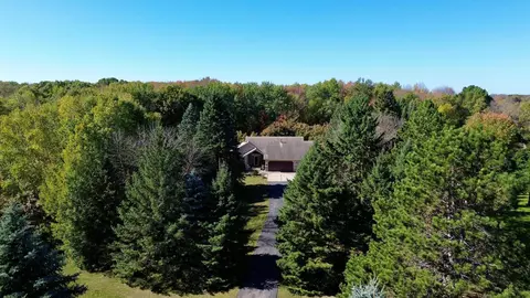 17528 Flintwood St NW, Andover, MN 55304