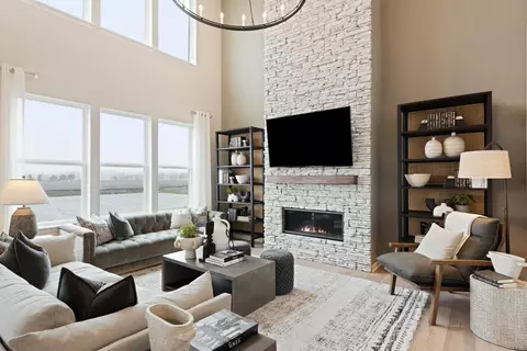 14951 Appian Way, Rosemount, MN 55068