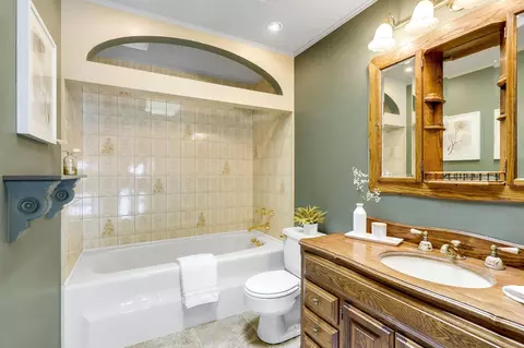 1108 Parkview Ln, Eagan, MN 55123 photo 25