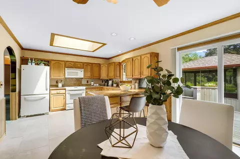 1108 Parkview Ln, Eagan, MN 55123 photo 24