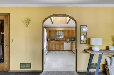 1108 Parkview Ln, Eagan, MN 55123 photo 16