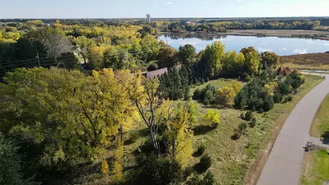 33583 Washington St NE, Cambridge, MN 55008