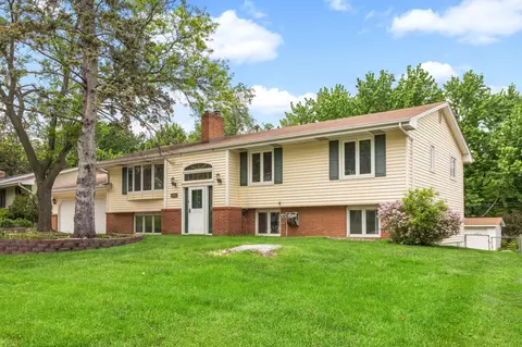 2040 Sioux Blvd, New Brighton, MN 55112