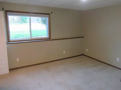3745 Denmark Trl W, Eagan, MN 55123 photo 16