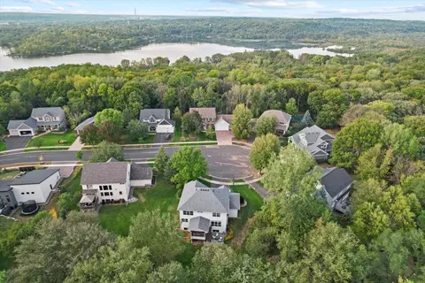 1129 Juniper Way, Hudson, WI 54016