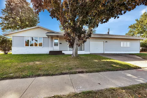 2500 12th St N, Saint Cloud, MN 56303