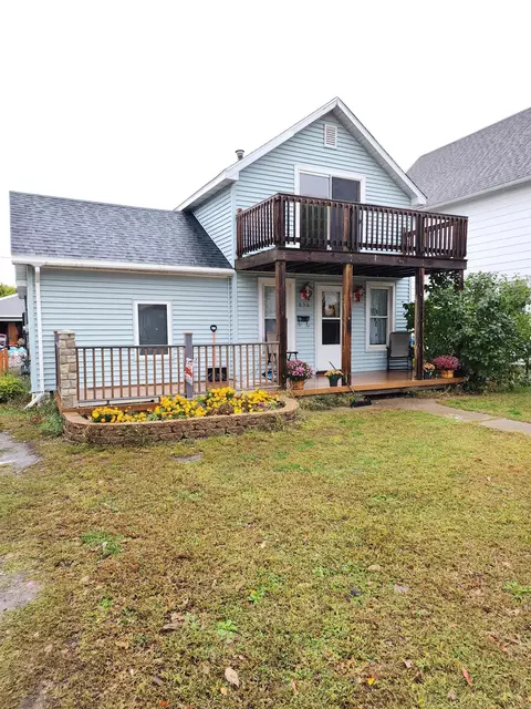 836 W Broadway St, Winona, MN 55987