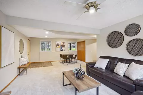 4670 Beacon Hill Rd, Eagan, MN 55122 photo 28