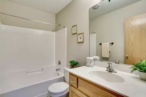 2217 Liberty Ln, Eagan, MN 55122 photo 42