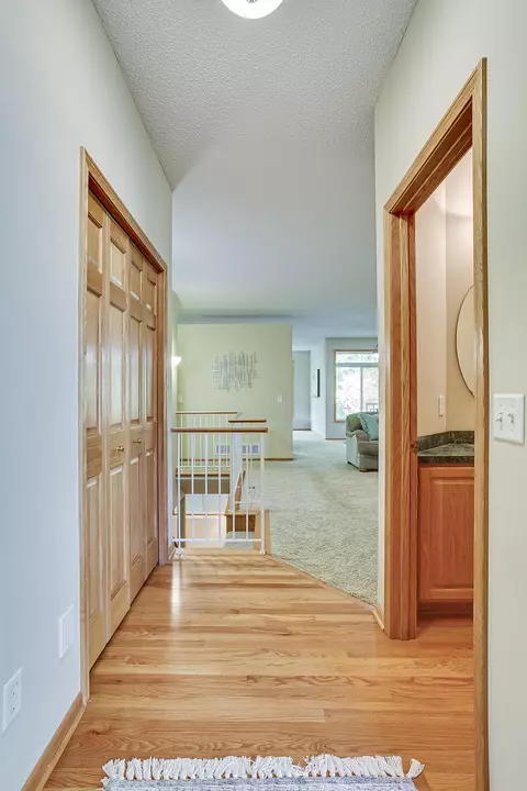 2217 Liberty Ln, Eagan, MN 55122 photo 6
