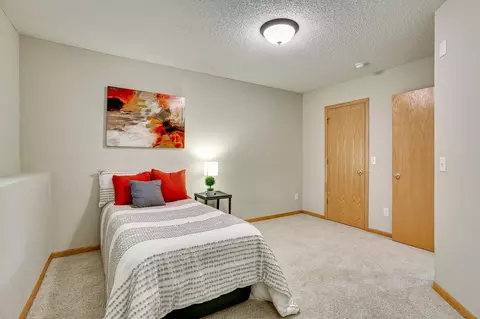 2217 Liberty Ln, Eagan, MN 55122 photo 41