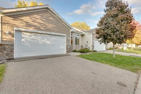 2217 Liberty Ln, Eagan, MN 55122 photo 3